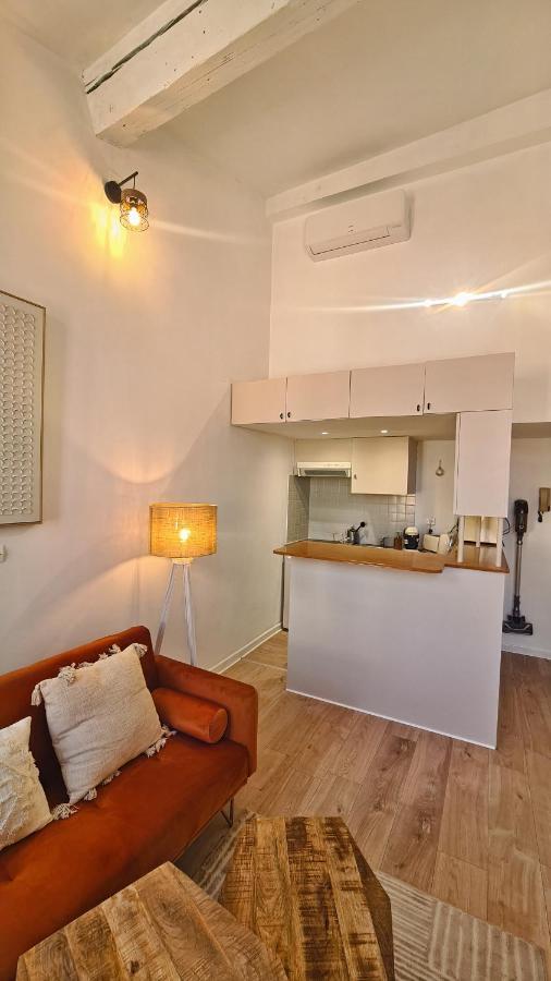 Appartamento Sous Les Toits D'Avignone Esterno foto